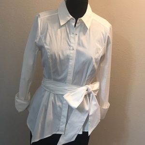 Lightweight button-down shirt with side tie belt